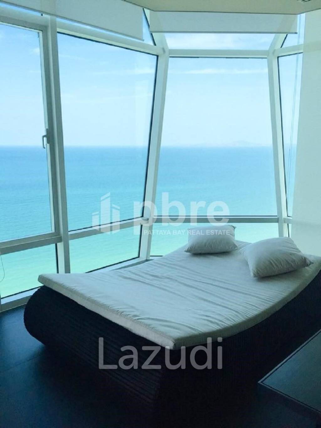 4 Bed 2 Bath 150 SQ.M Reflection Jomtien Beach