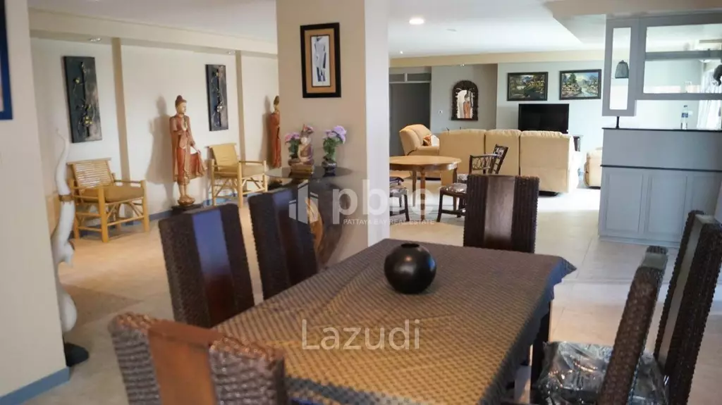 2 Bed 3 Bath 222 SQ.M Bay view Condominium