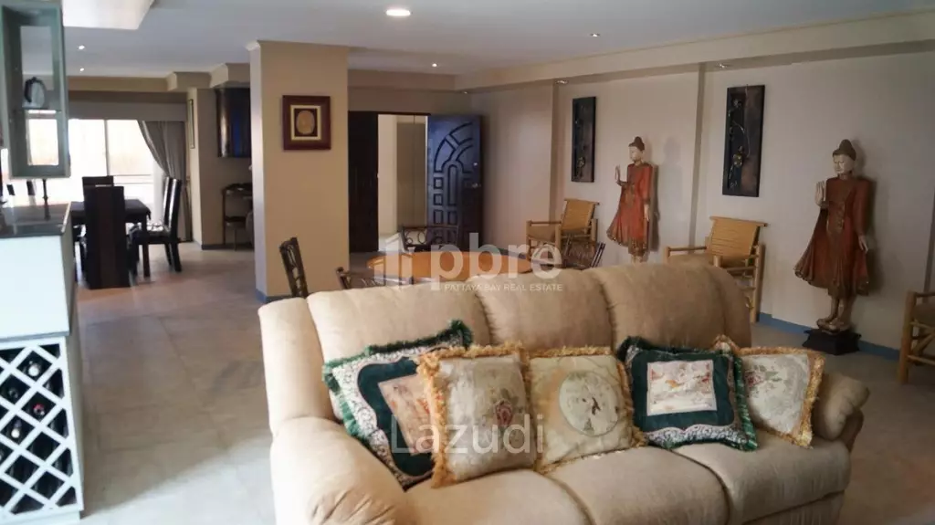 2 Bed 3 Bath 222 SQ.M Bay view Condominium