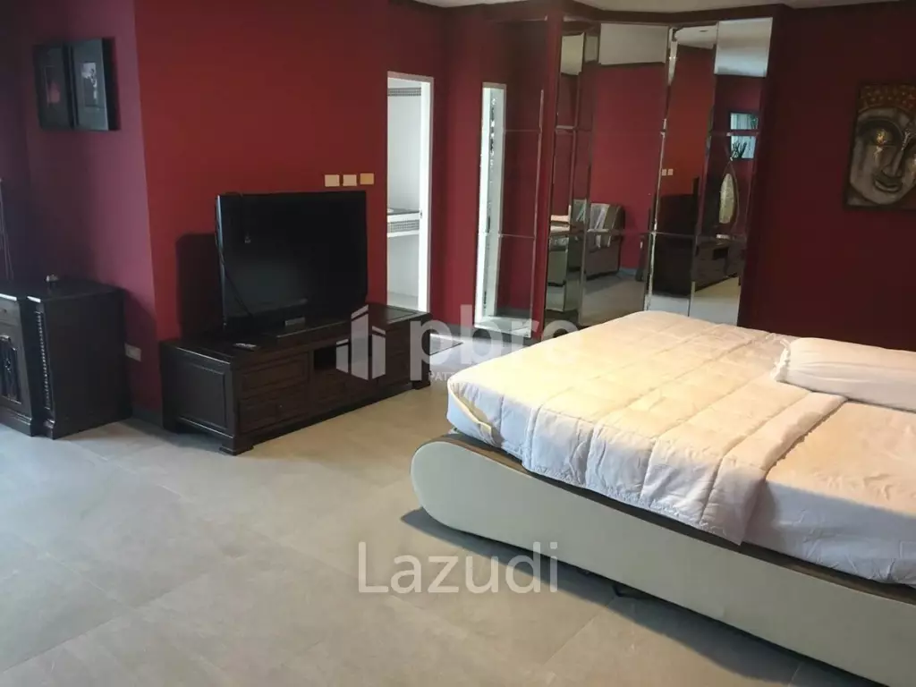 2 Bed 3 Bath 222 SQ.M Bay view Condominium