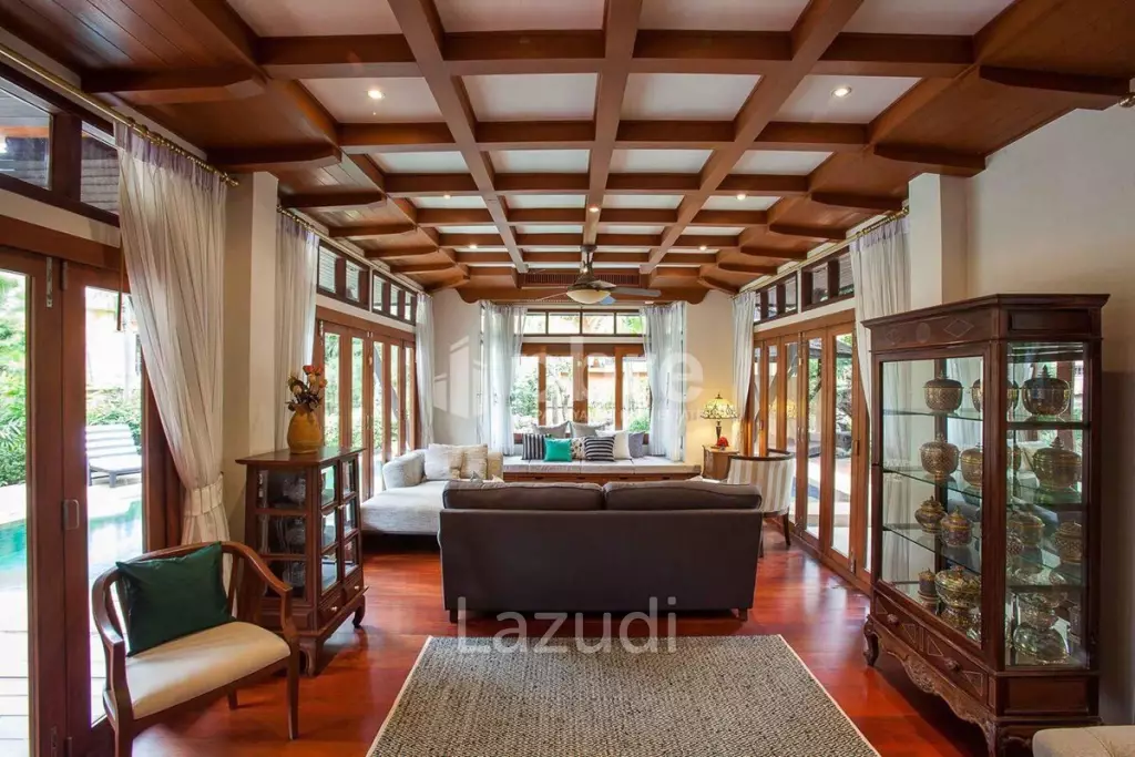 4 Bedrooms Villa House For Sale