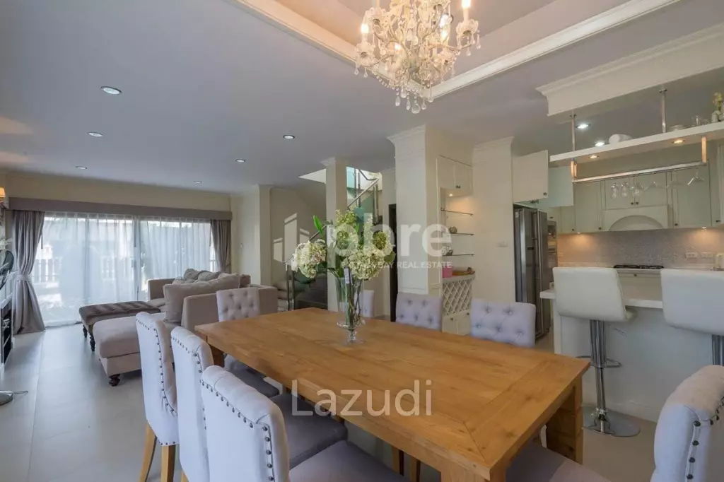 Baan Dusit For Sale in Huay Yai