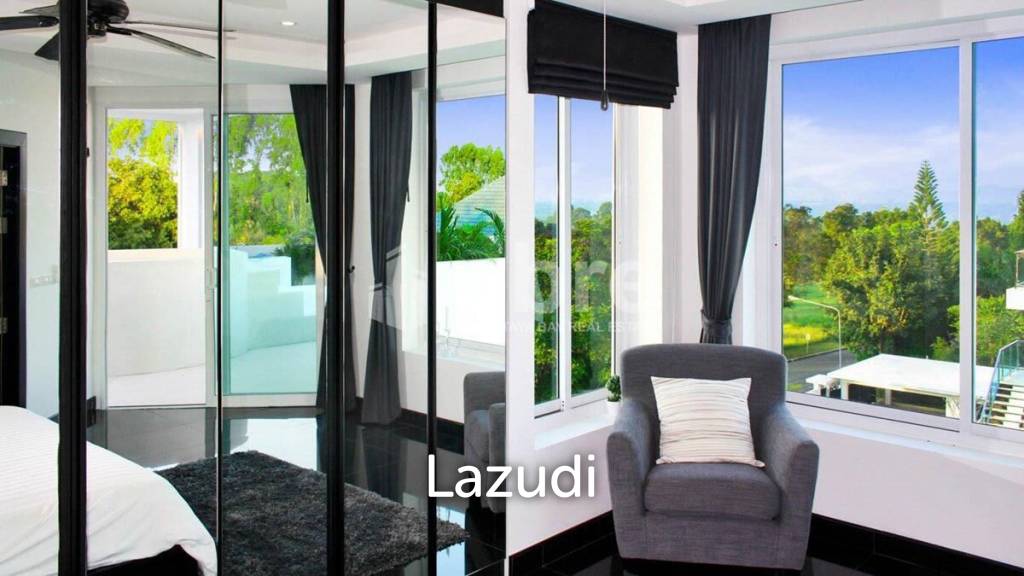 Luxury Villa For Sale in Bang Saray