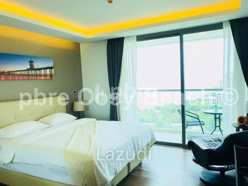 Studio 1 Bath 31 SQ.M The Peak Towers