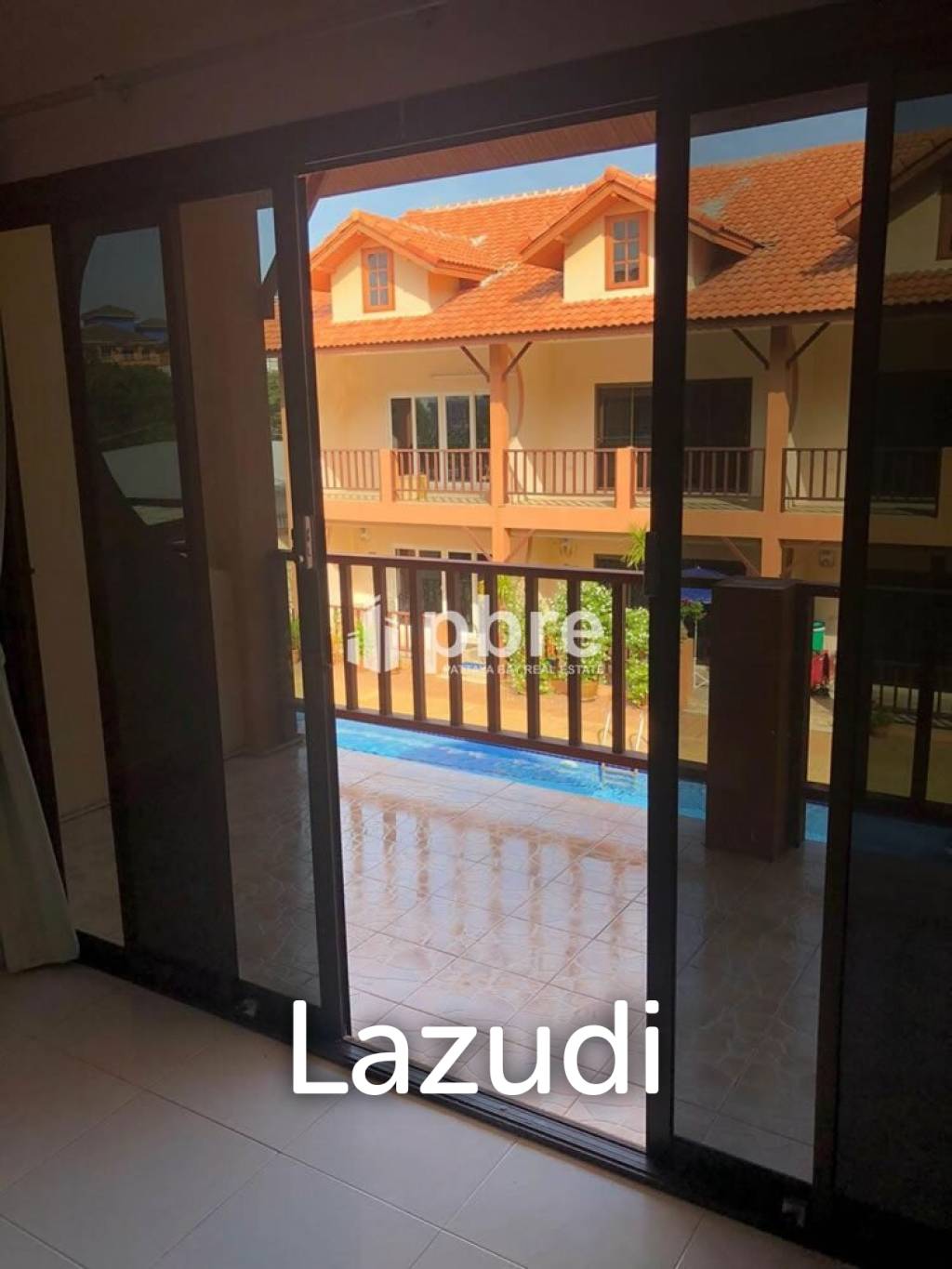 Town House  For Sale in Pratumnak