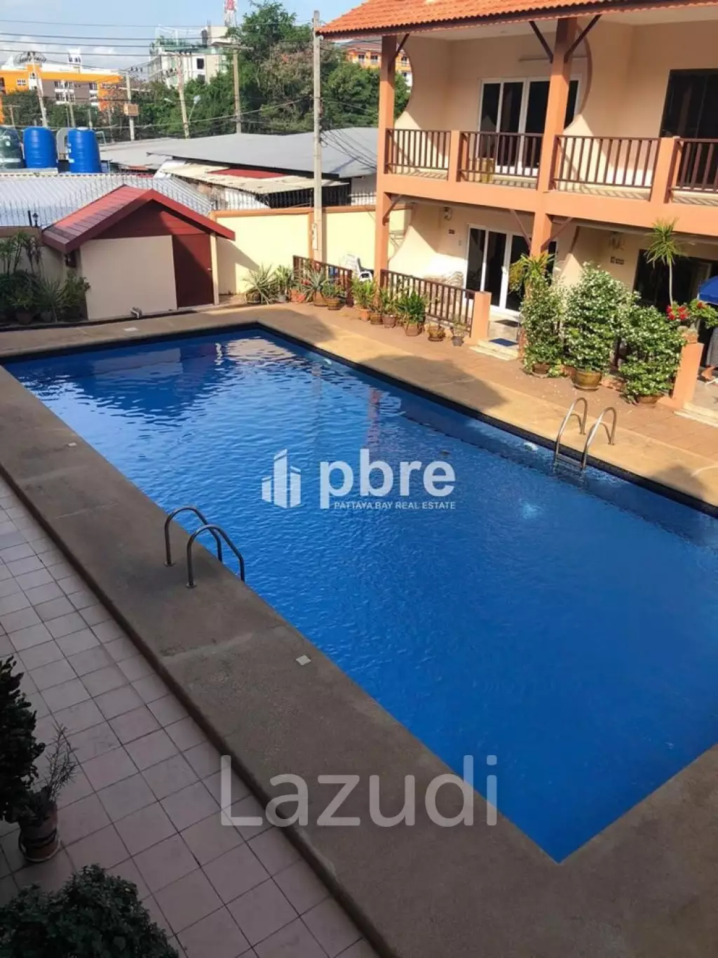 Town House  For Sale in Pratumnak