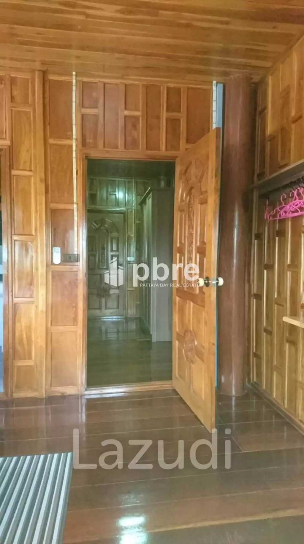 Two storey Pool Villa in East Pattaya for Sale