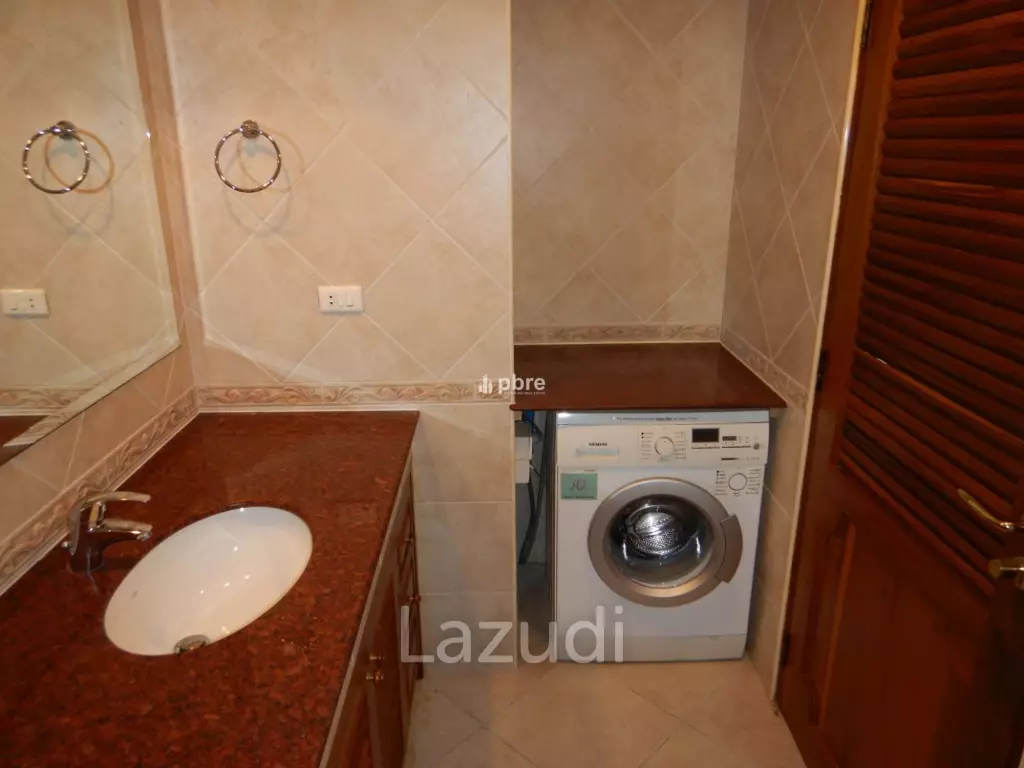 1 Bed 2 Bath 112 SQ.M View Talay Residence 6