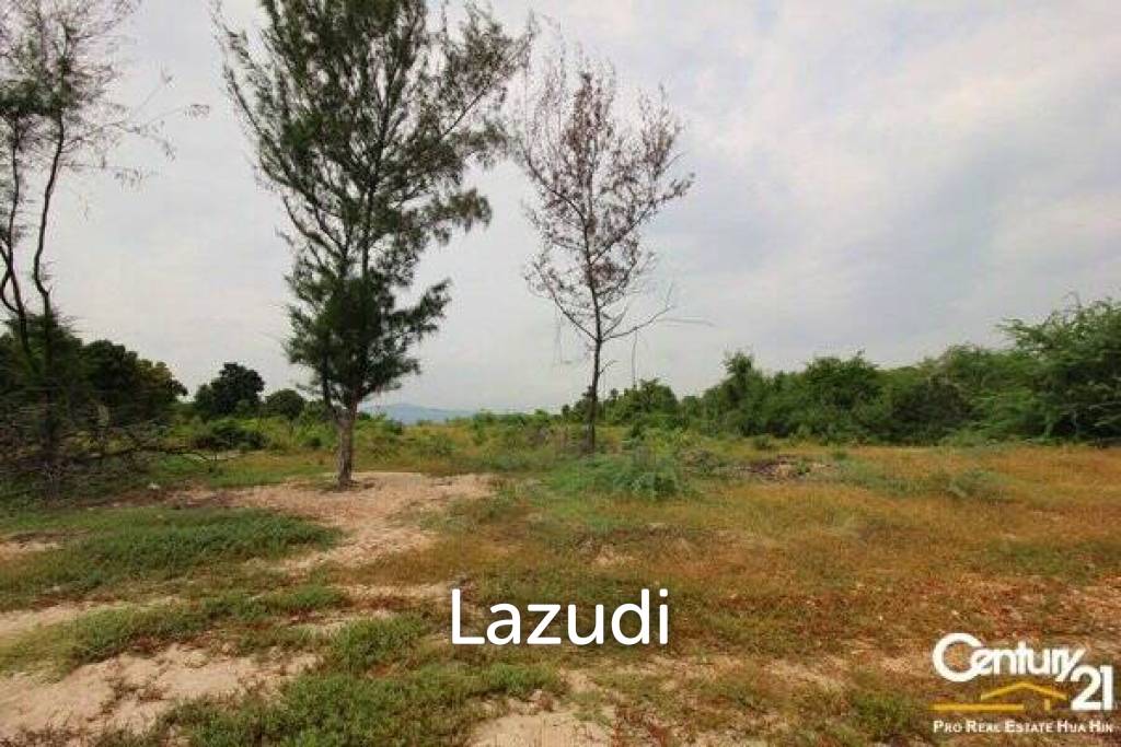 Absolute Beachfront Land in Hua Hin - Hua Hin