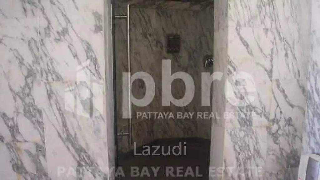 Jomtien Palace Pool Villa For Rent