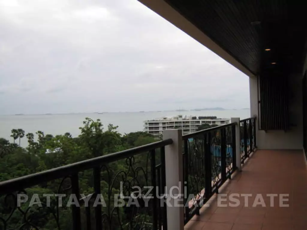 3 Bed 2 Bath 315 SQ.M Nova Mirage Condo