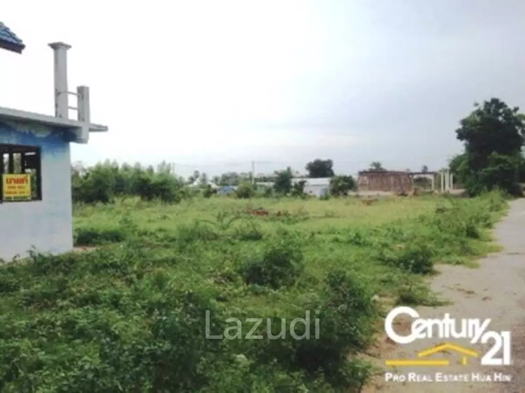 LAND FOR SALE IN PRANBURI NEAR THE BEACH