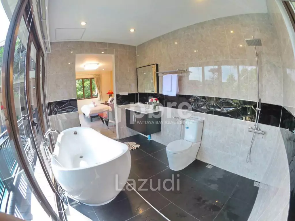 Pool Villa in Na Jomtien for Rent