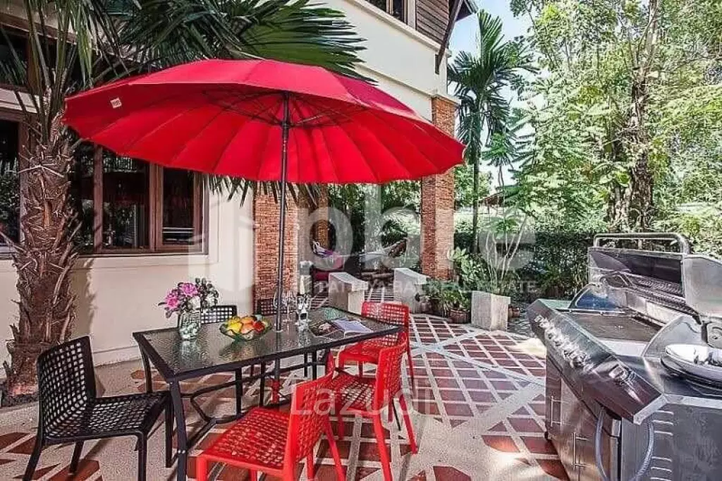 Pool Villa in Na Jomtien for Rent