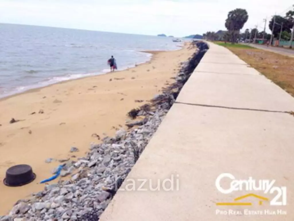 5 Rai, Beachfront Land in Pranburi