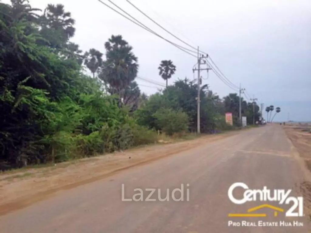 5 Rai, Beachfront Land in Pranburi