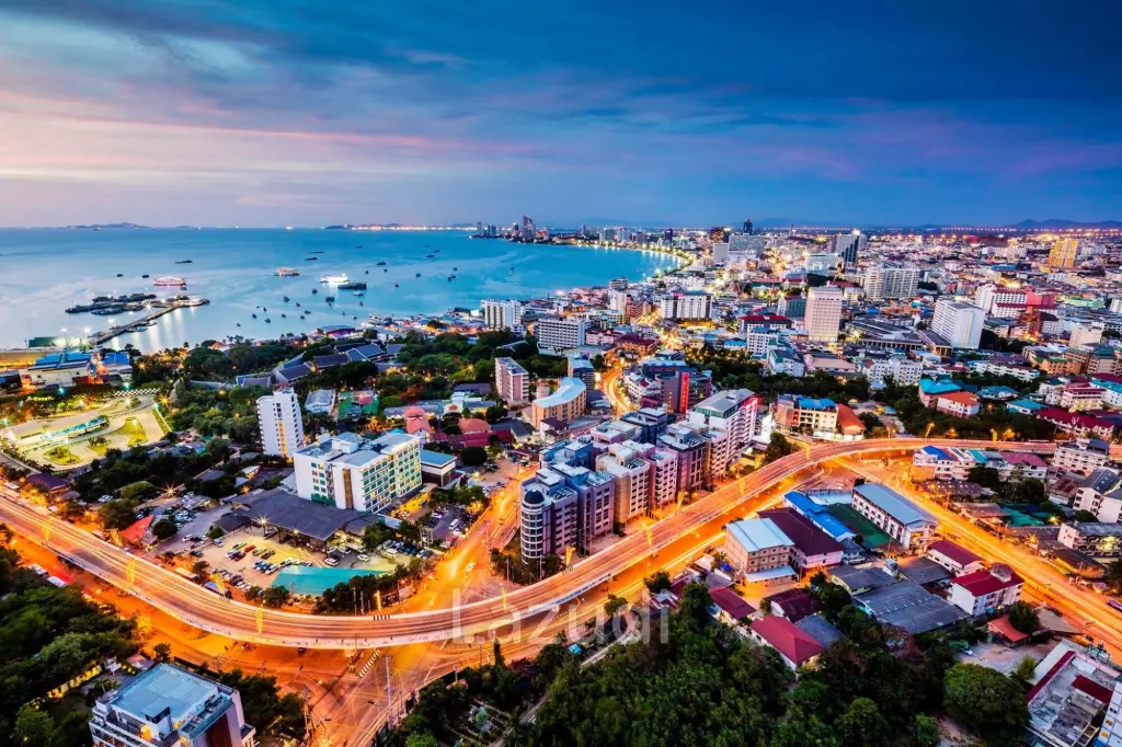 2 Bed 2 Bath 62 SQ.M Unixx Pattaya Condo