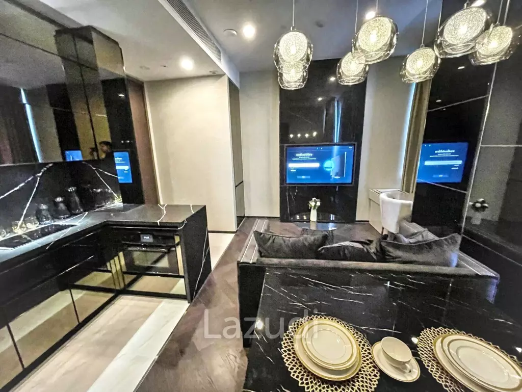 1 Bed 1 Bath 43 SQ.M The ESSE Sukhumvit 36