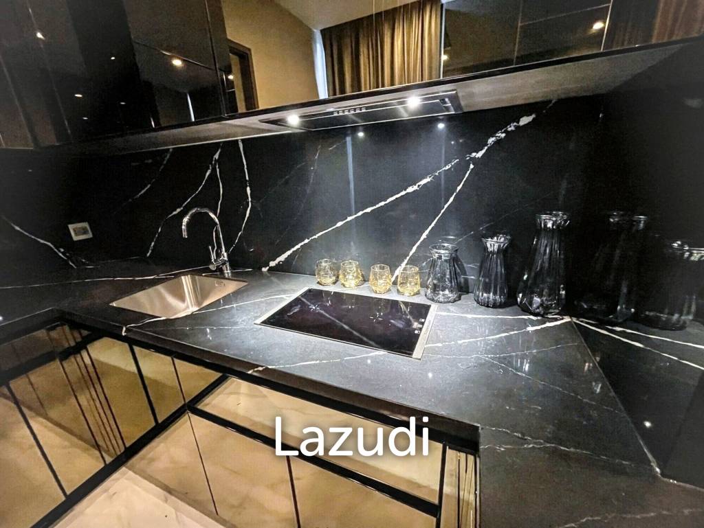 1 Bed 1 Bath 43 SQ.M The ESSE Sukhumvit 36