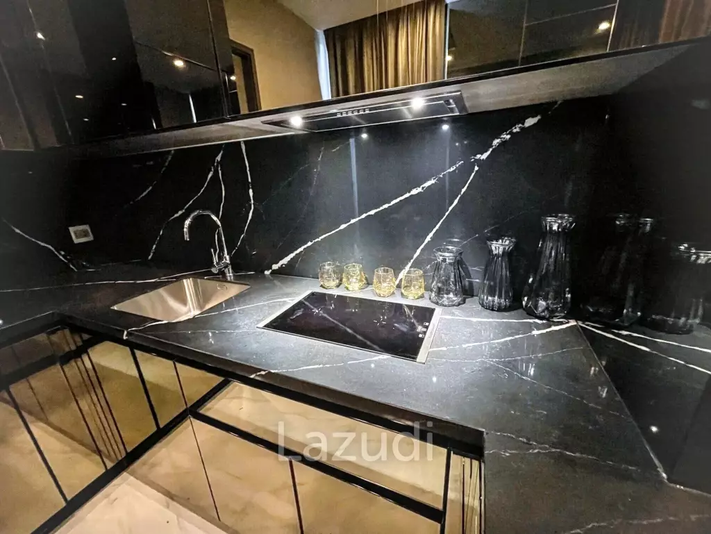 1 Bed 1 Bath 43 SQ.M The ESSE Sukhumvit 36