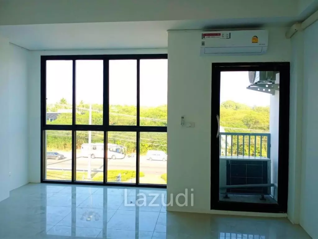Commercial Building Sukhumvit Road in Pattaya For Sale