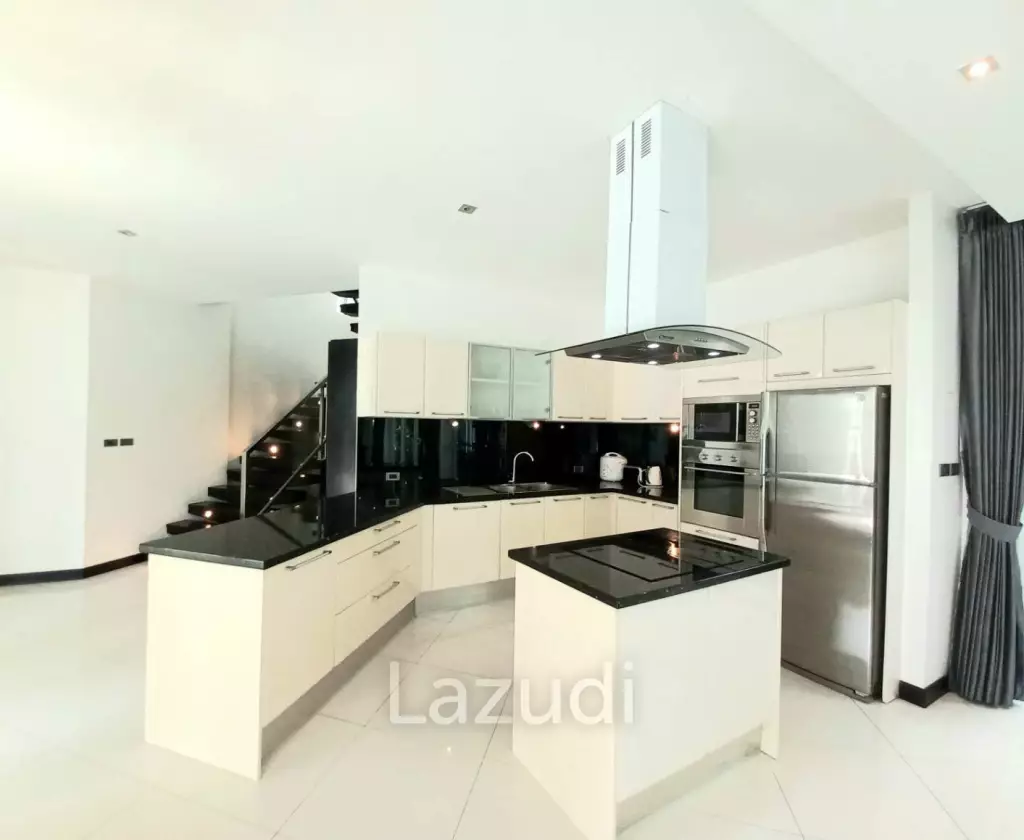 Palm Oasis Villa for Sale Pattaya
