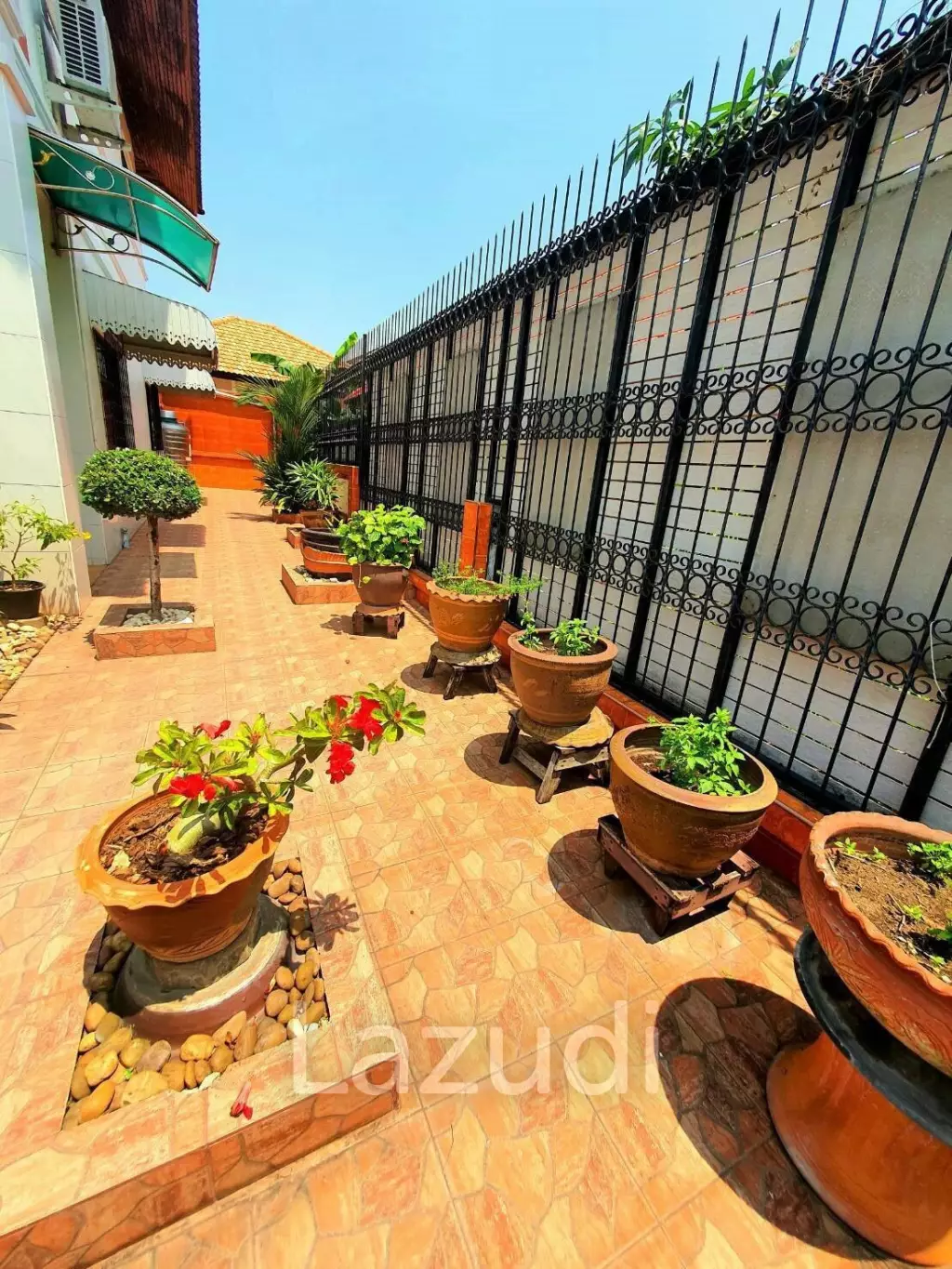 Park Village 2 Storey House For Sale