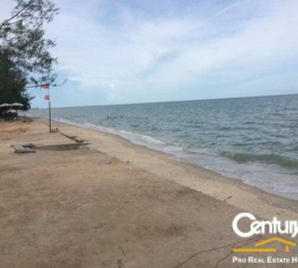 BEACHFRONT LAND IN CHA-AM BEACHFRONT LAND IN CHA-AM