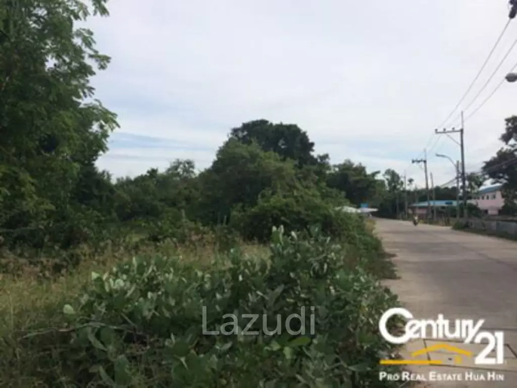 BEACHFRONT LAND IN CHA-AM