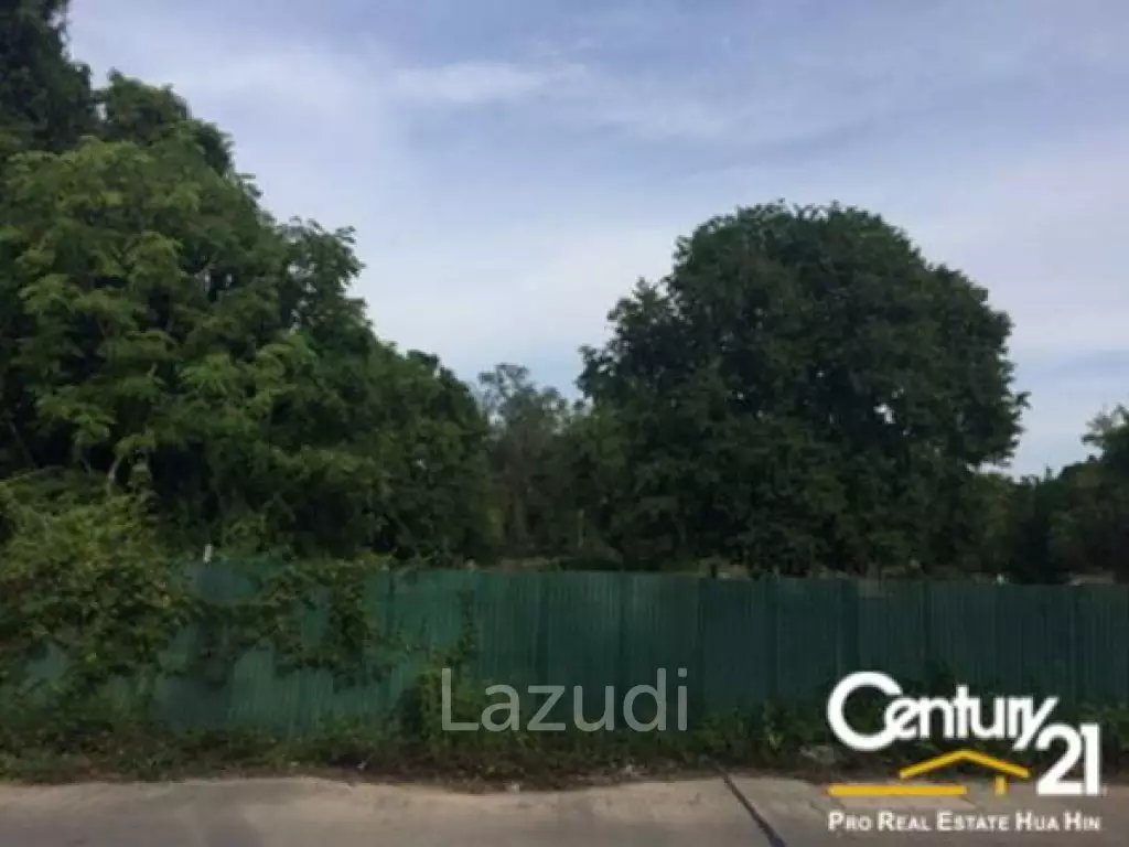 BEACHFRONT LAND IN CHA-AM