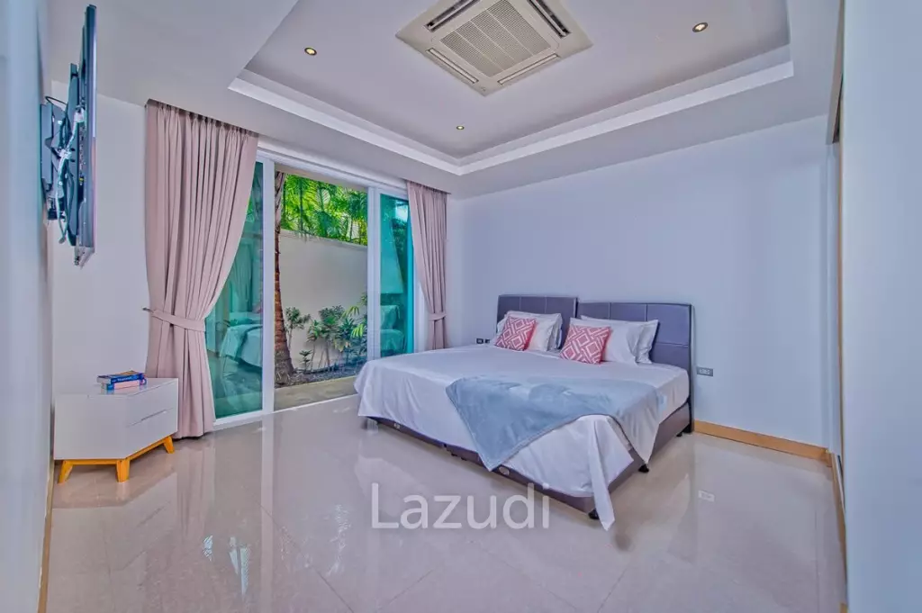 Beautiful Pool Villa For Sale In East Pattaya