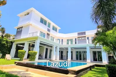 6 Bedroom Palm Oasis Villa For Sale in Pattaya