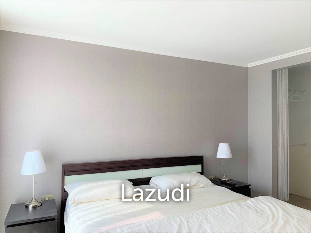 1 Bed 1 Bath 52 SQ.M The Urban Condo