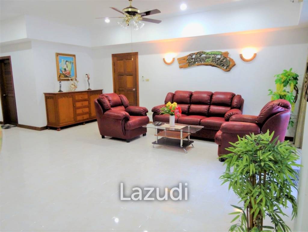 2 Bed 2 Bath 122 SQ.M Jomtien Shining Star