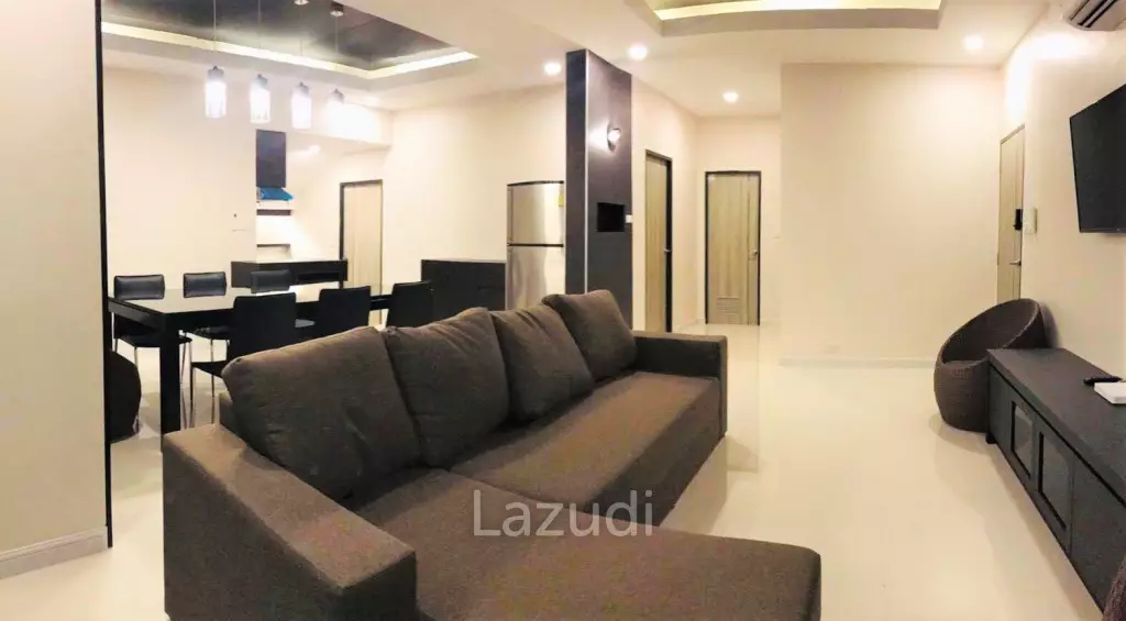 Jomtien Pool Villa House For Sale in Pattaya