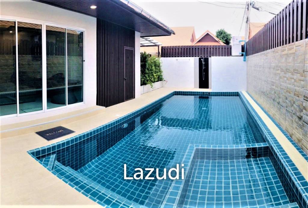 Jomtien Pool Villa House For Sale in Pattaya