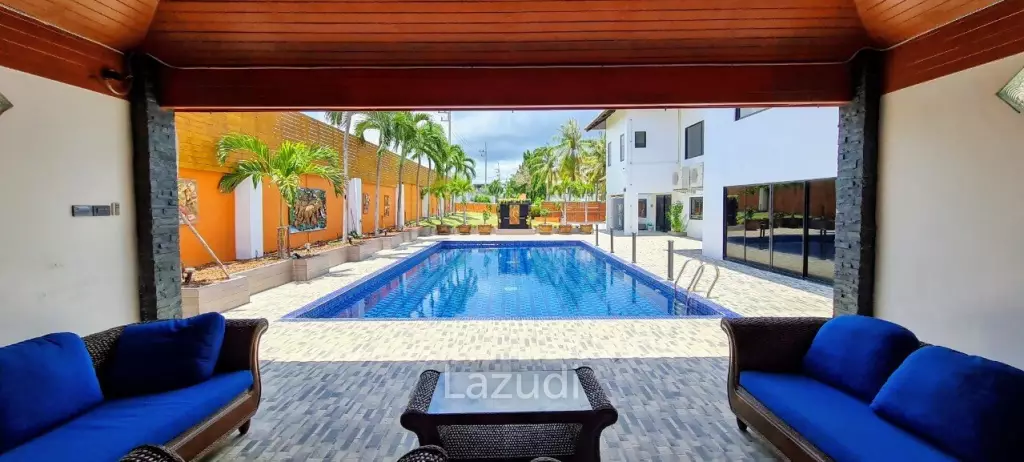 Paradise Villa Luxury House for Sale Pattaya