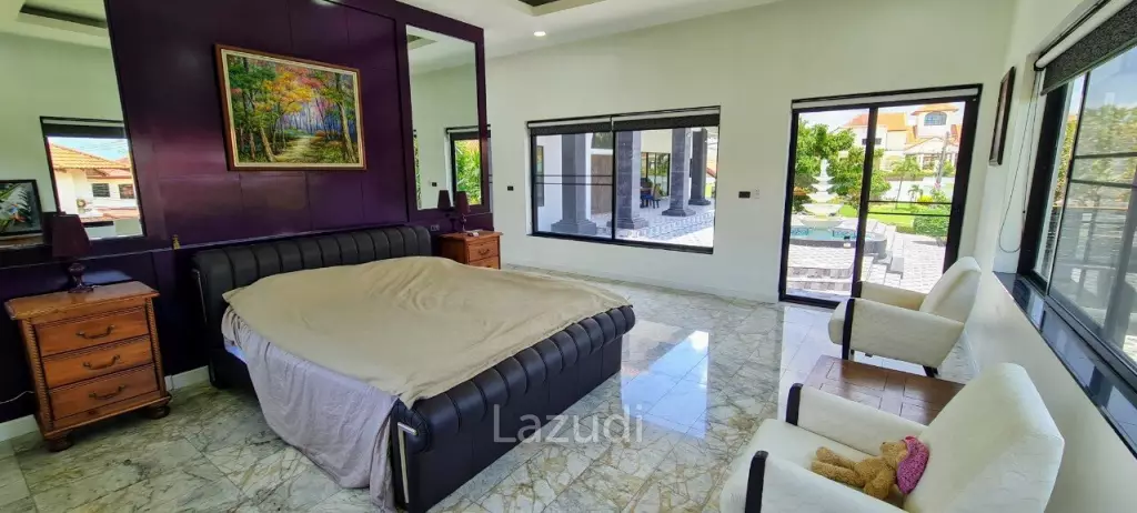 Paradise Villa Luxury House for Sale Pattaya