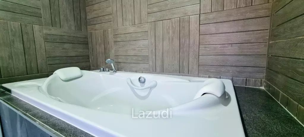Paradise Villa Luxury House for Sale Pattaya