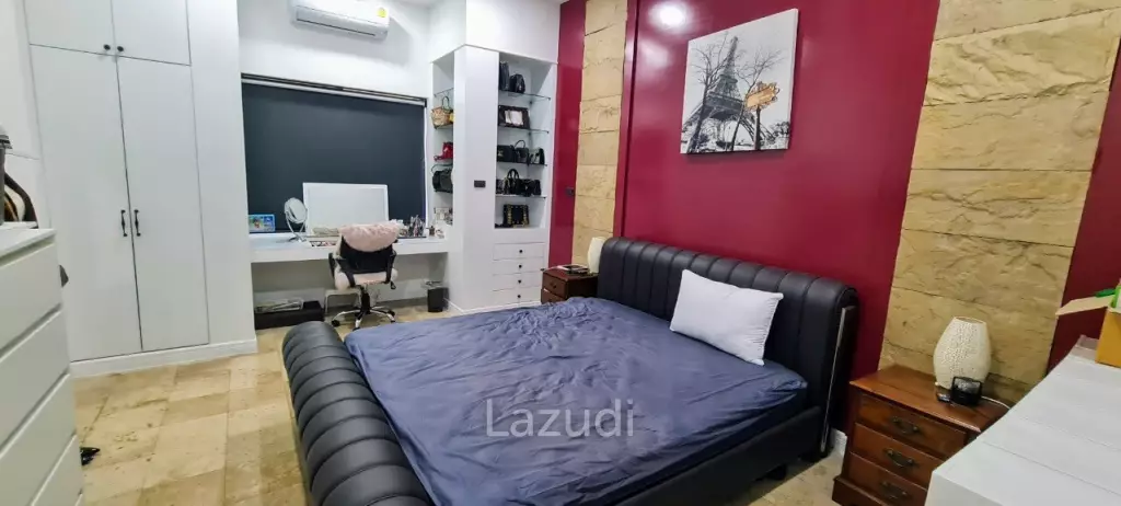 Paradise Villa Luxury House for Sale Pattaya