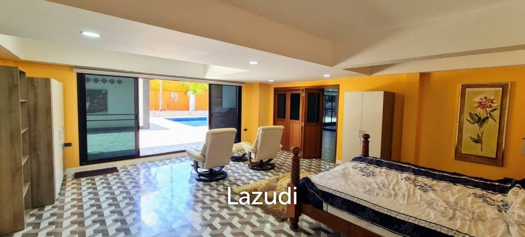 Paradise Villa Luxury House for Sale Pattaya
