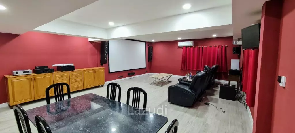 Paradise Villa Luxury House for Sale Pattaya