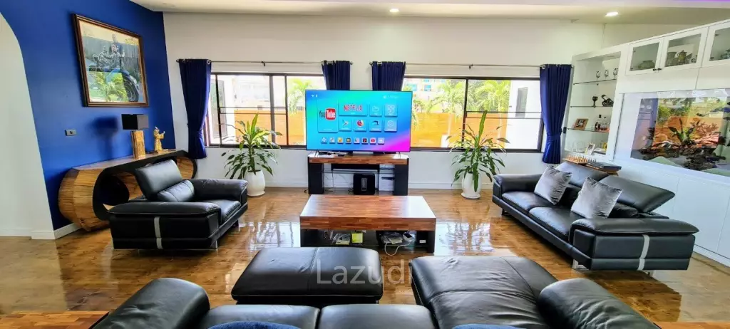 Paradise Villa Luxury House for Sale Pattaya