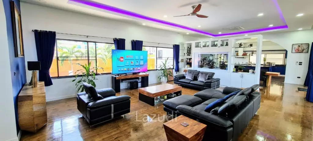 Paradise Villa Luxury House for Sale Pattaya