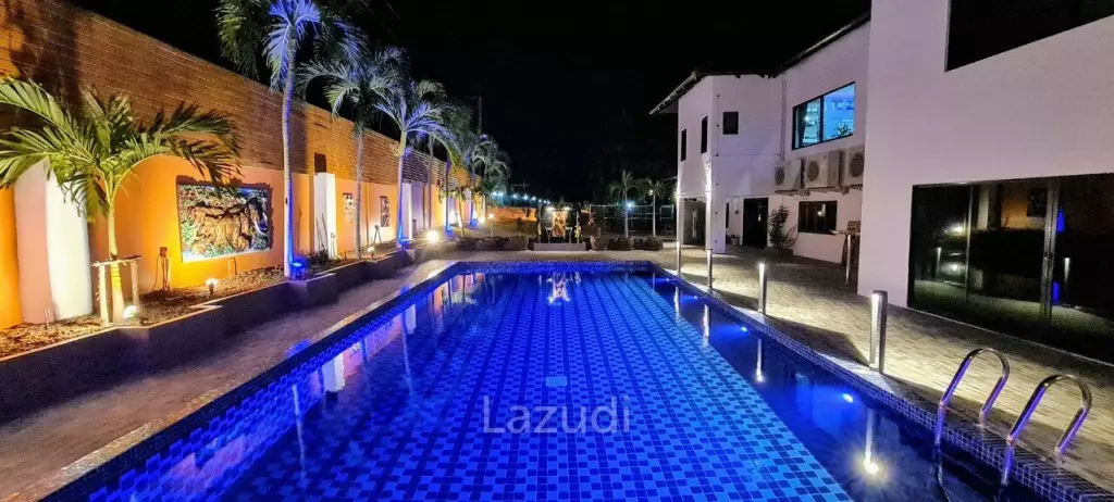 Paradise Villa Luxury House for Sale Pattaya