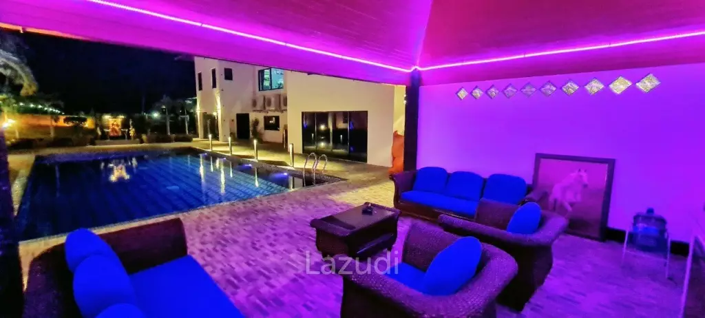 Paradise Villa Luxury House for Sale Pattaya