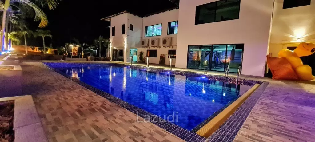 Paradise Villa Luxury House for Sale Pattaya