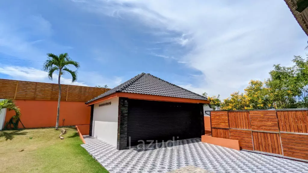 Paradise Villa Luxury House for Sale Pattaya