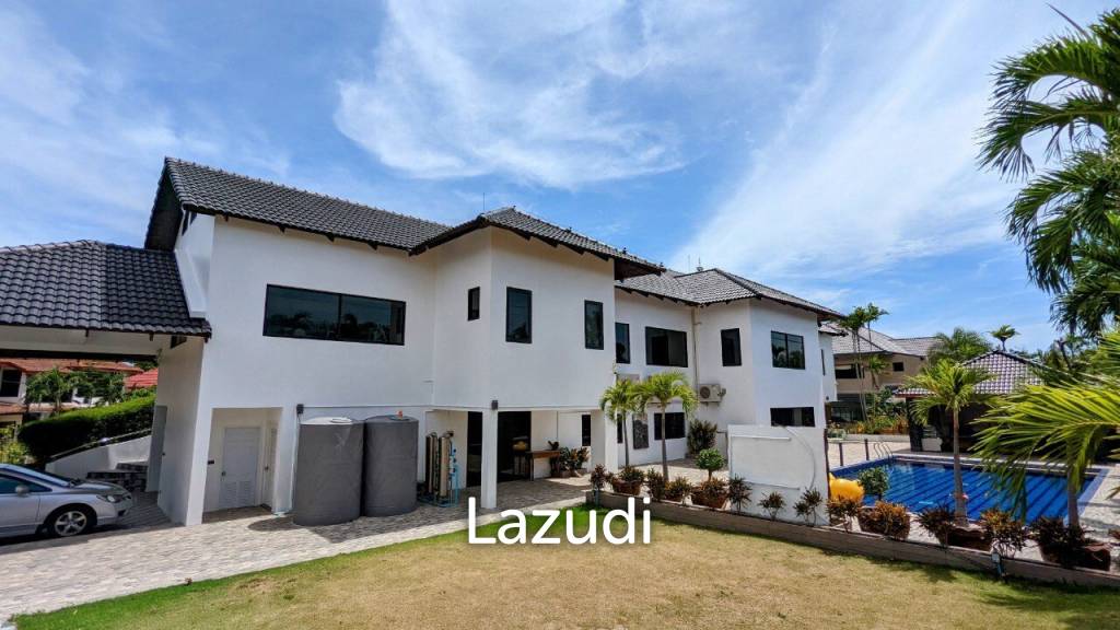 Paradise Villa Luxury House for Sale Pattaya