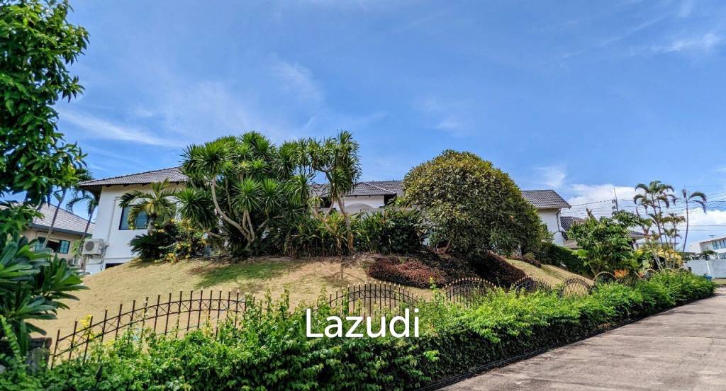 Paradise Villa Luxury House for Sale Pattaya